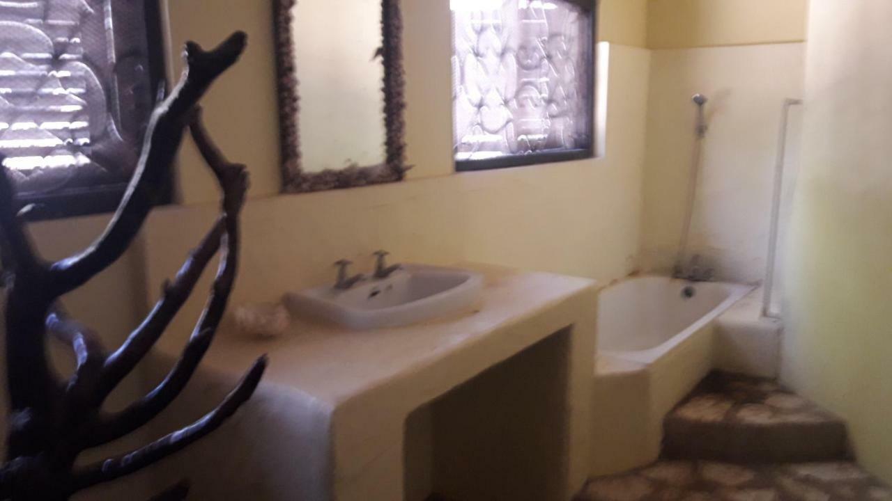 Kiloran Funzi House Bed & Breakfast Exterior foto
