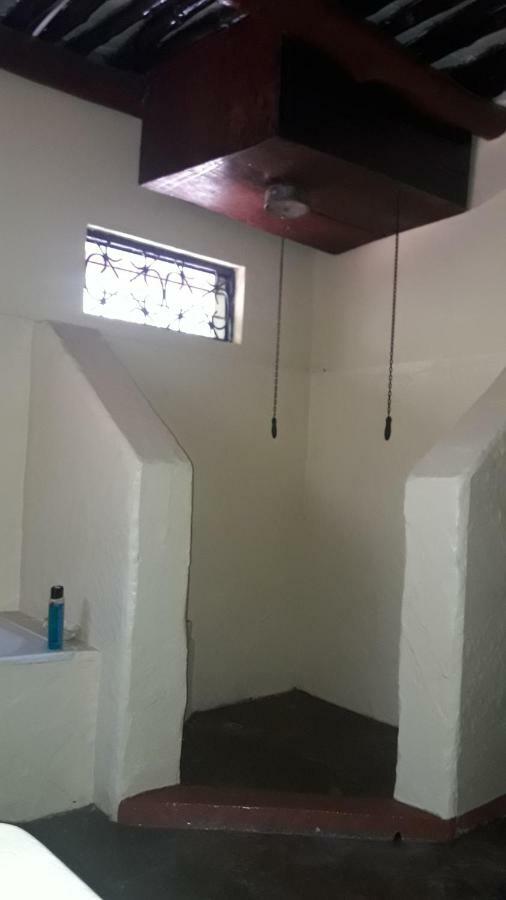 Kiloran Funzi House Bed & Breakfast Exterior foto