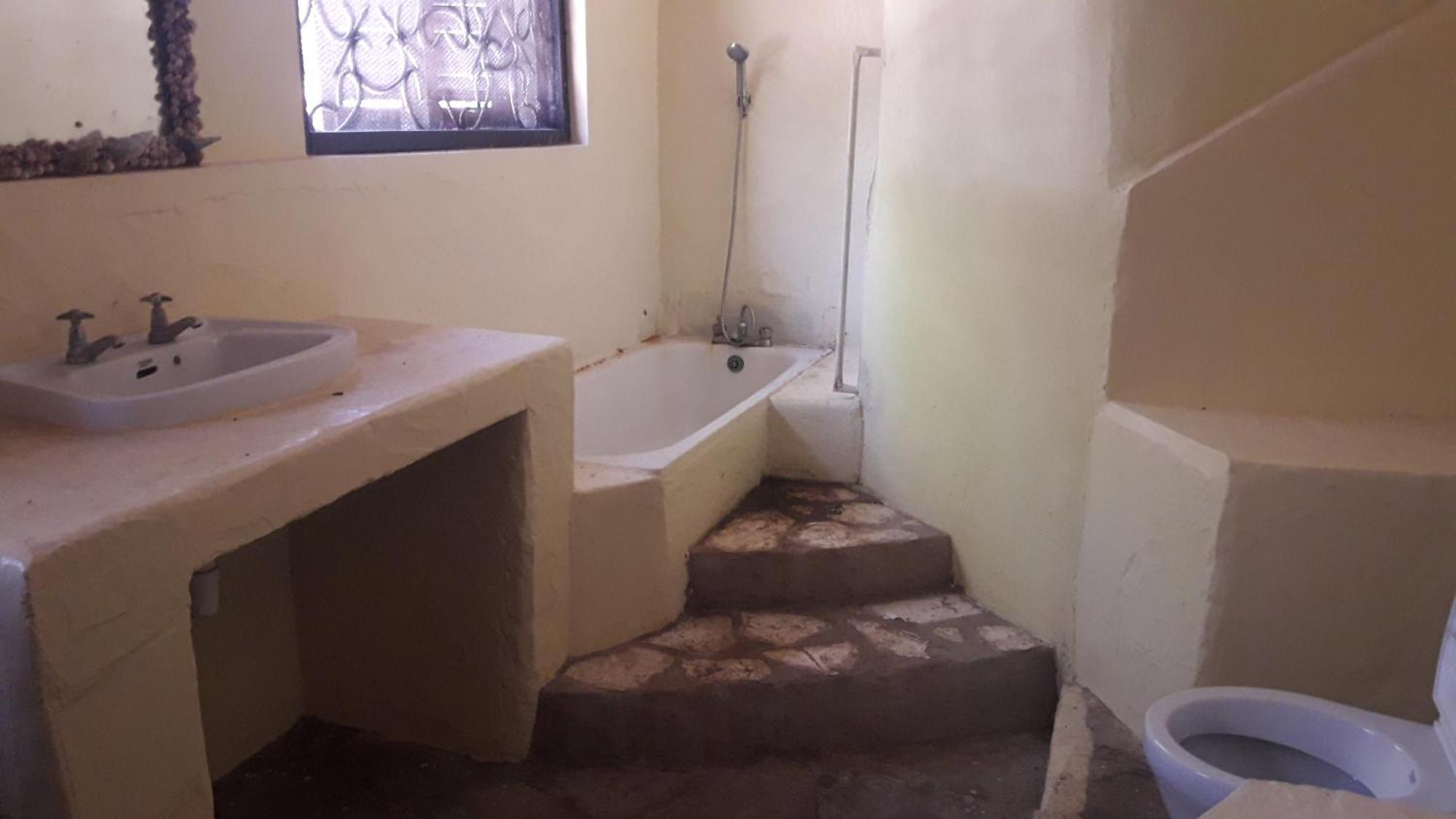 Kiloran Funzi House Bed & Breakfast Exterior foto